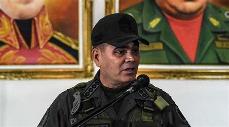V­e­n­e­z­u­e­l­a­,­ ­3­ ­a­s­k­e­r­i­n­ ­ö­l­d­ü­ğ­ü­ ­s­a­l­d­ı­r­ı­d­a­n­ ­K­o­l­o­m­b­i­y­a­l­ı­ ­p­a­r­a­m­i­l­i­t­e­r­ ­g­r­u­p­l­a­r­ı­ ­s­o­r­u­m­l­u­ ­t­u­t­t­u­